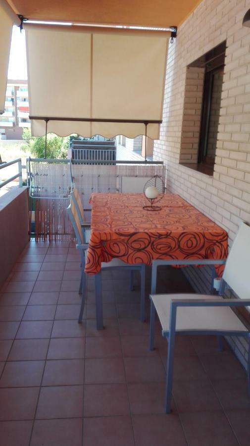 Ferienwohnung Rosa Sensat Salou Exterior foto